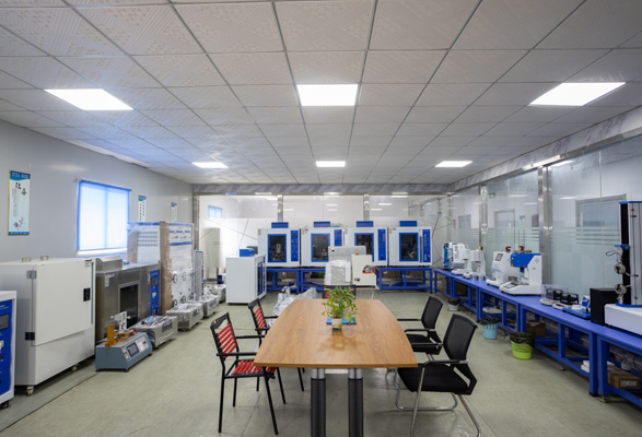 皮殼機、成型機研發團隊